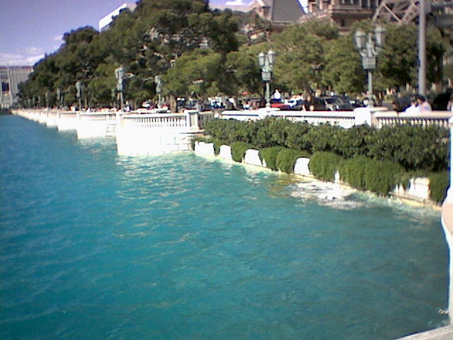 Hey look! It's water!!!! In the DESERT!!!!!!!!!!!!!! and part of the Eifel Tower.