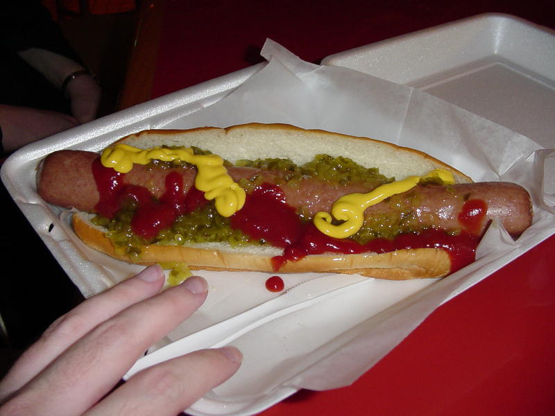 1/2 Lb. Hotdog $1.99 - YUMMY! *heaven*